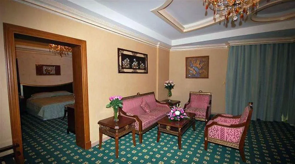 Royal Beach Resort & Spa Sharjah 5*,