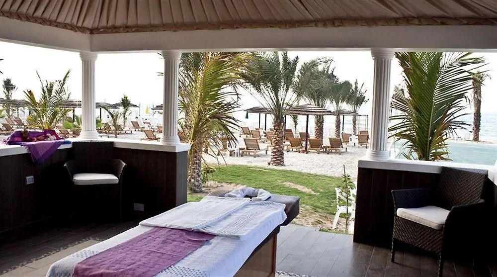 Royal Beach Resort & Spa Sharjah 5*,