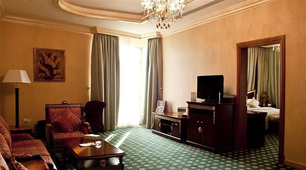 Royal Beach Resort & Spa Sharjah 5*,