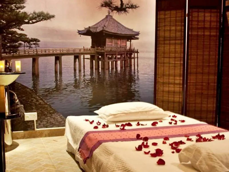 Royal Beach Resort & Spa Sharjah
