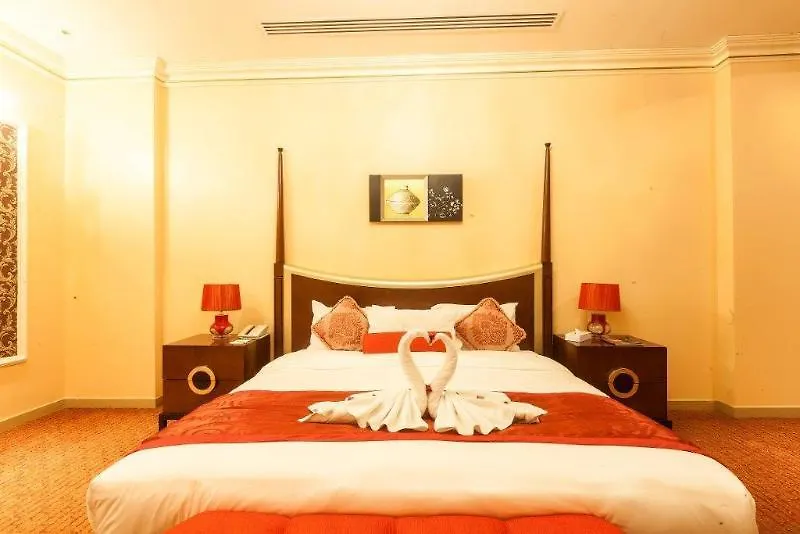 Royal Beach Resort & Spa Sharjah 5*,