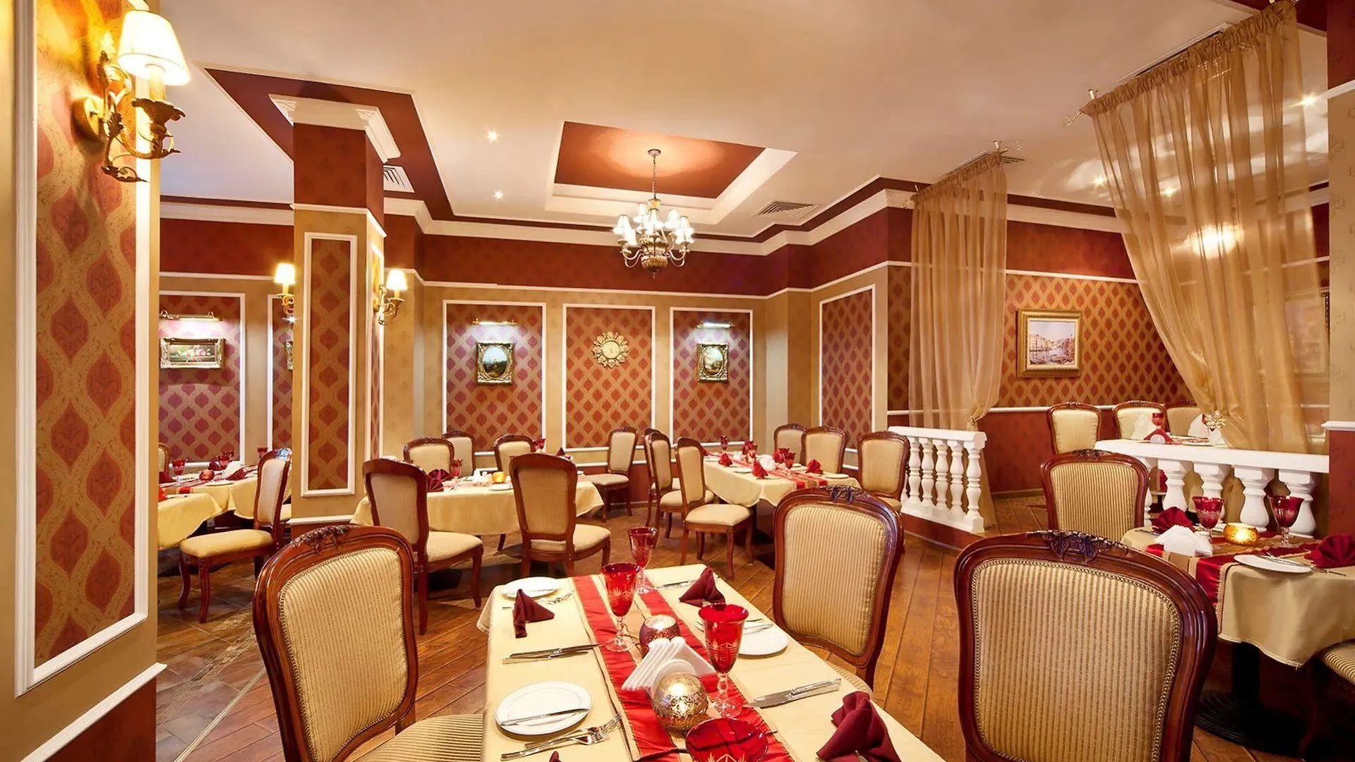 Royal Beach Resort & Spa Sharjah